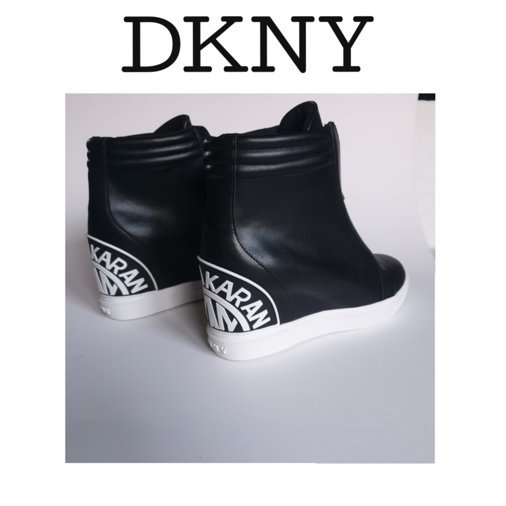 DKNY Connie Slip-On Wedge Sneakers Sz 7 - Picture 2 of 15